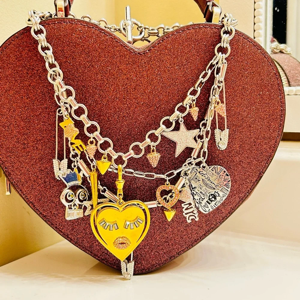 💰SOLD💰🔥NWOT🔥VERY RARE Henri Bendel Pretty Punk Statement Necklace - Picture 4 of 16